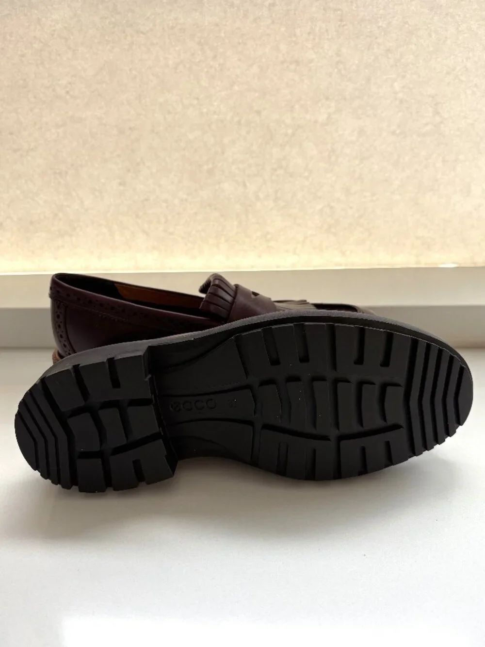 Ecco Metropole Oslo Penny Loafers Leather Kiltie Brogue Slip On Ruby Size 37 NEW